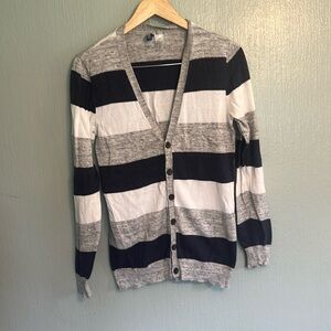 Women’s Divided Cardigan Size Small